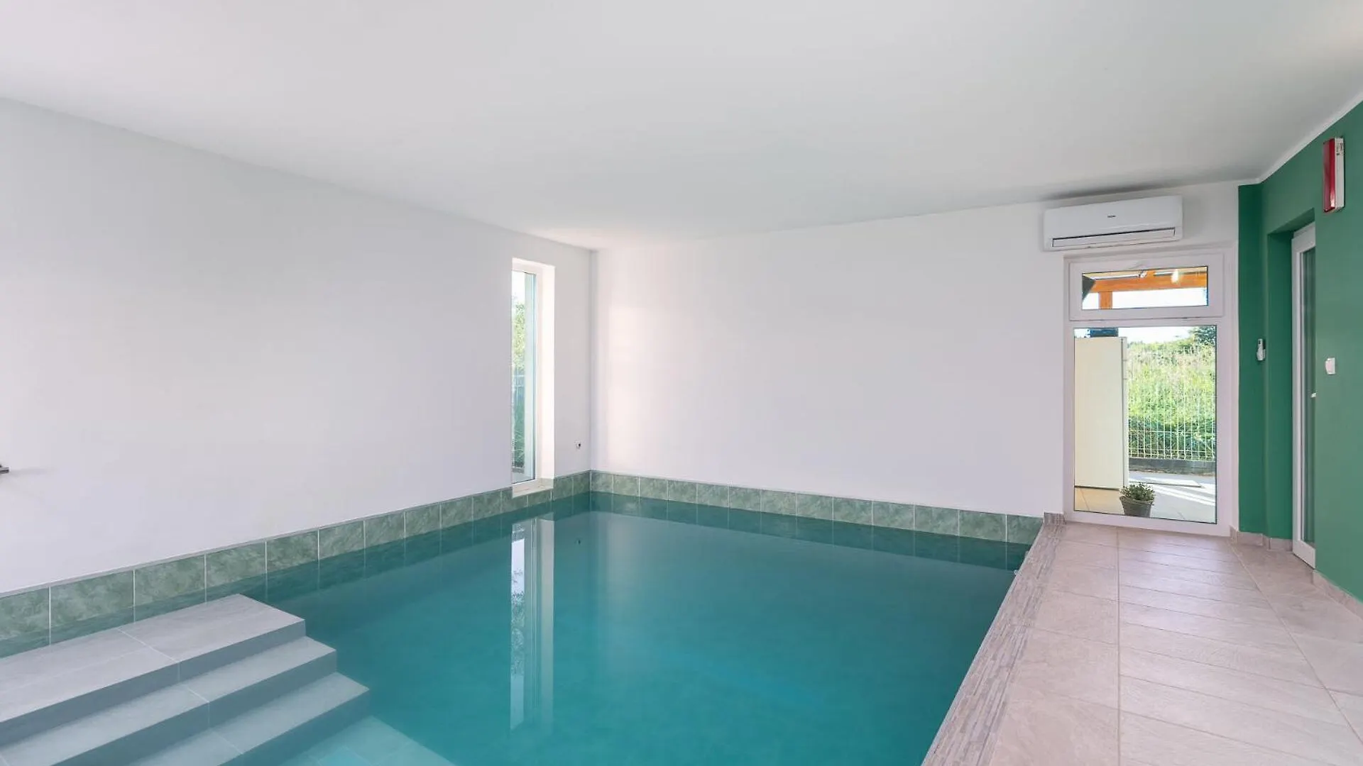 Villa Roko Vir